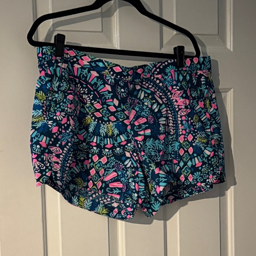 Lilly Pulitzer Ocean view shorts - Glow Flow